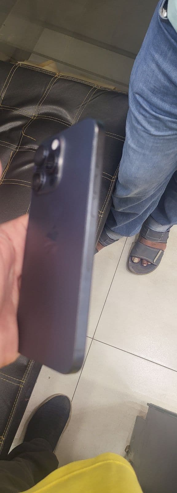Apple iPhone 15 Pro Max 512GB in Blue Titanium — photo 3