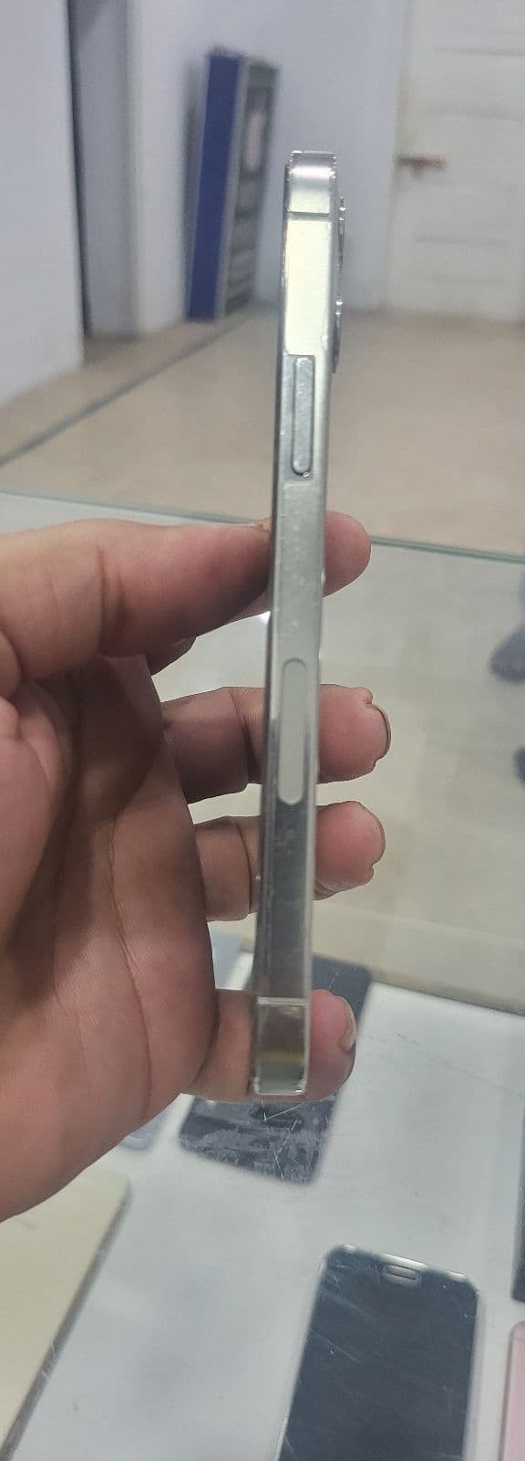 Apple iPhone 12 Pro 256GB in Silver — photo 2