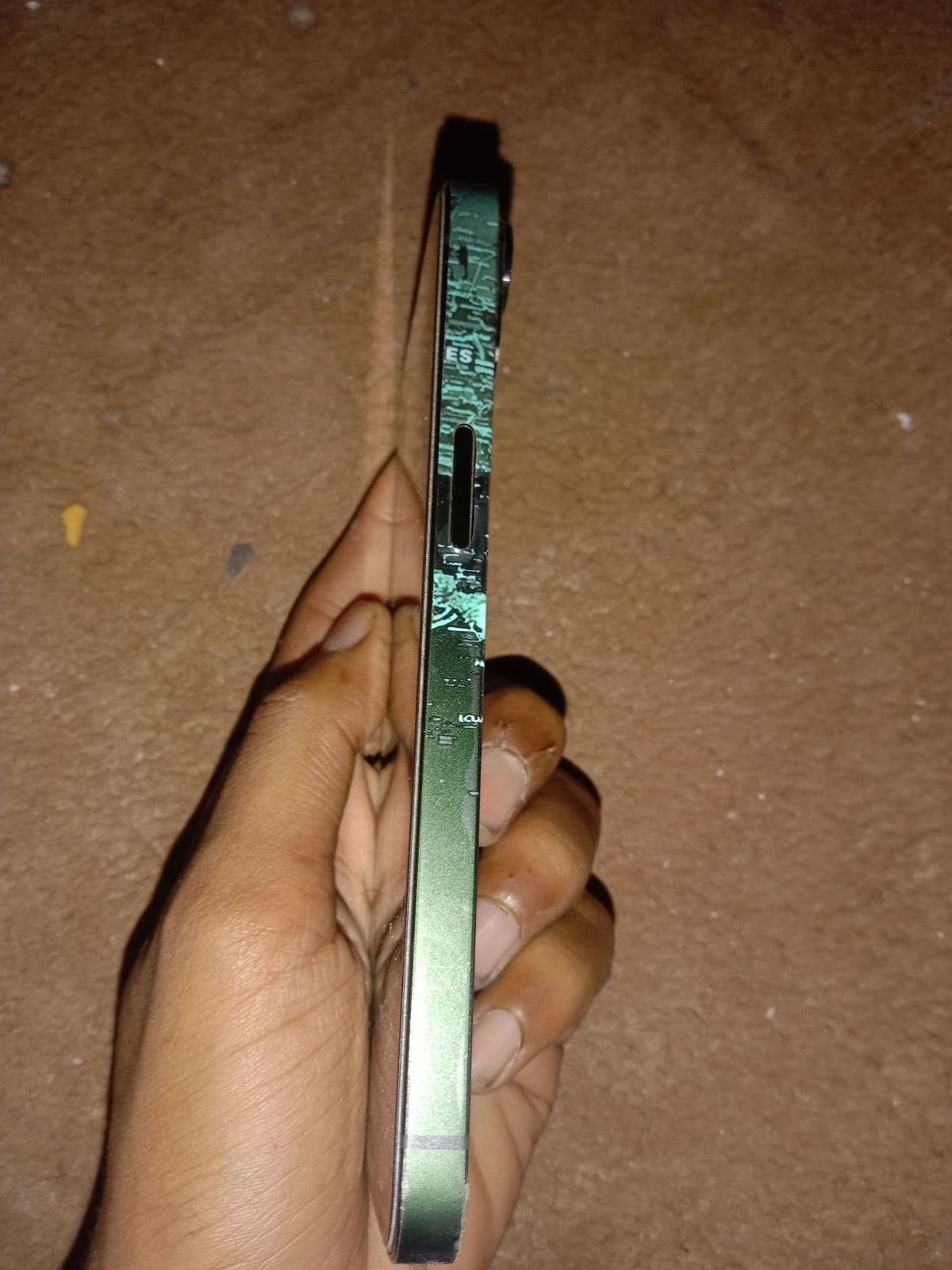 Apple iPhone 13 128GB in Green — photo 3
