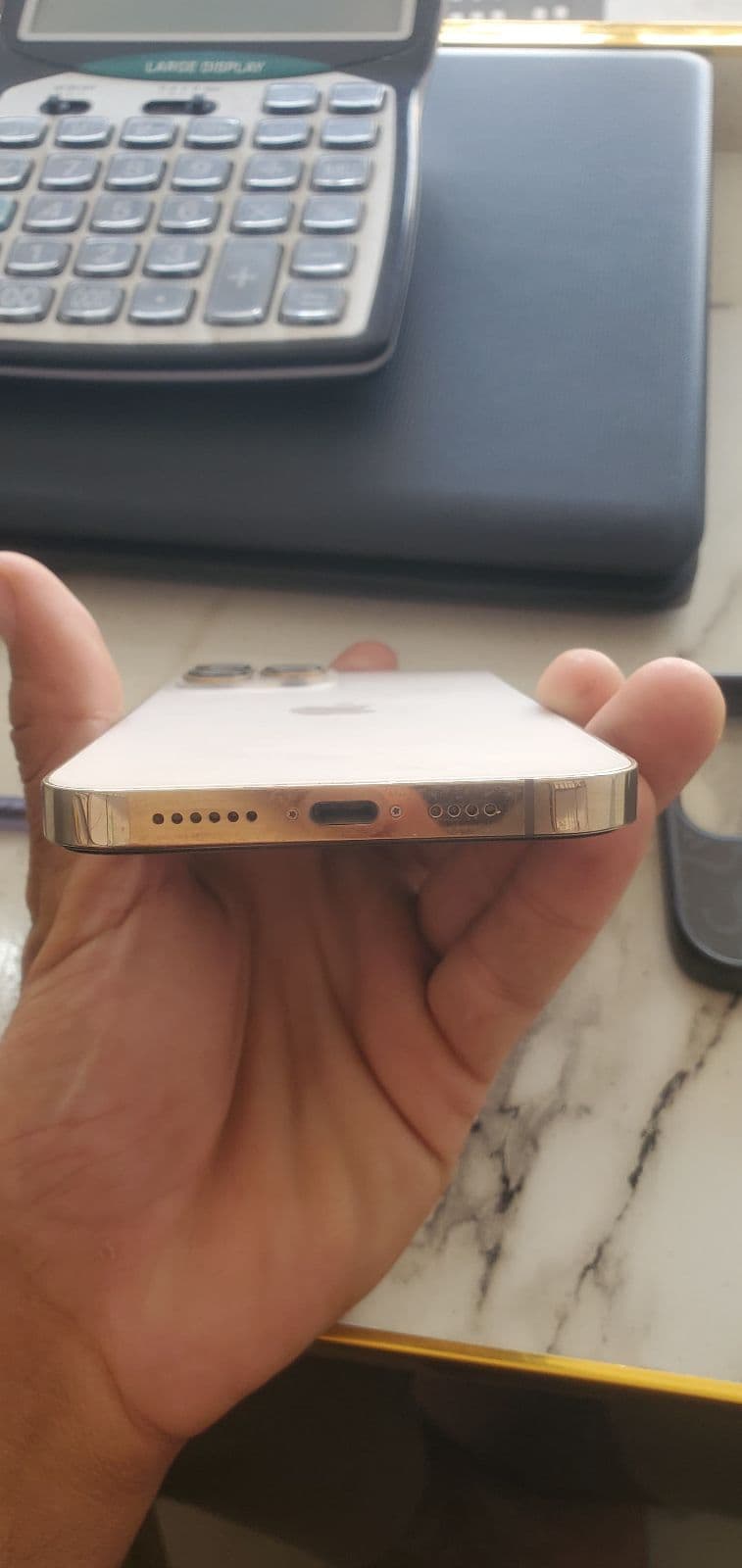 Apple iPhone 13 Pro Max 256GB in Gold — photo 4
