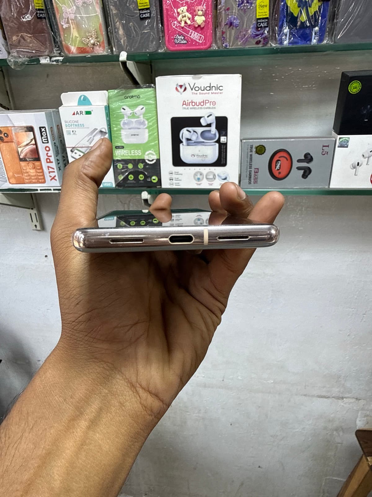 Google Pixel 7 Pro 12GB / 256GB in Hazel — photo 3