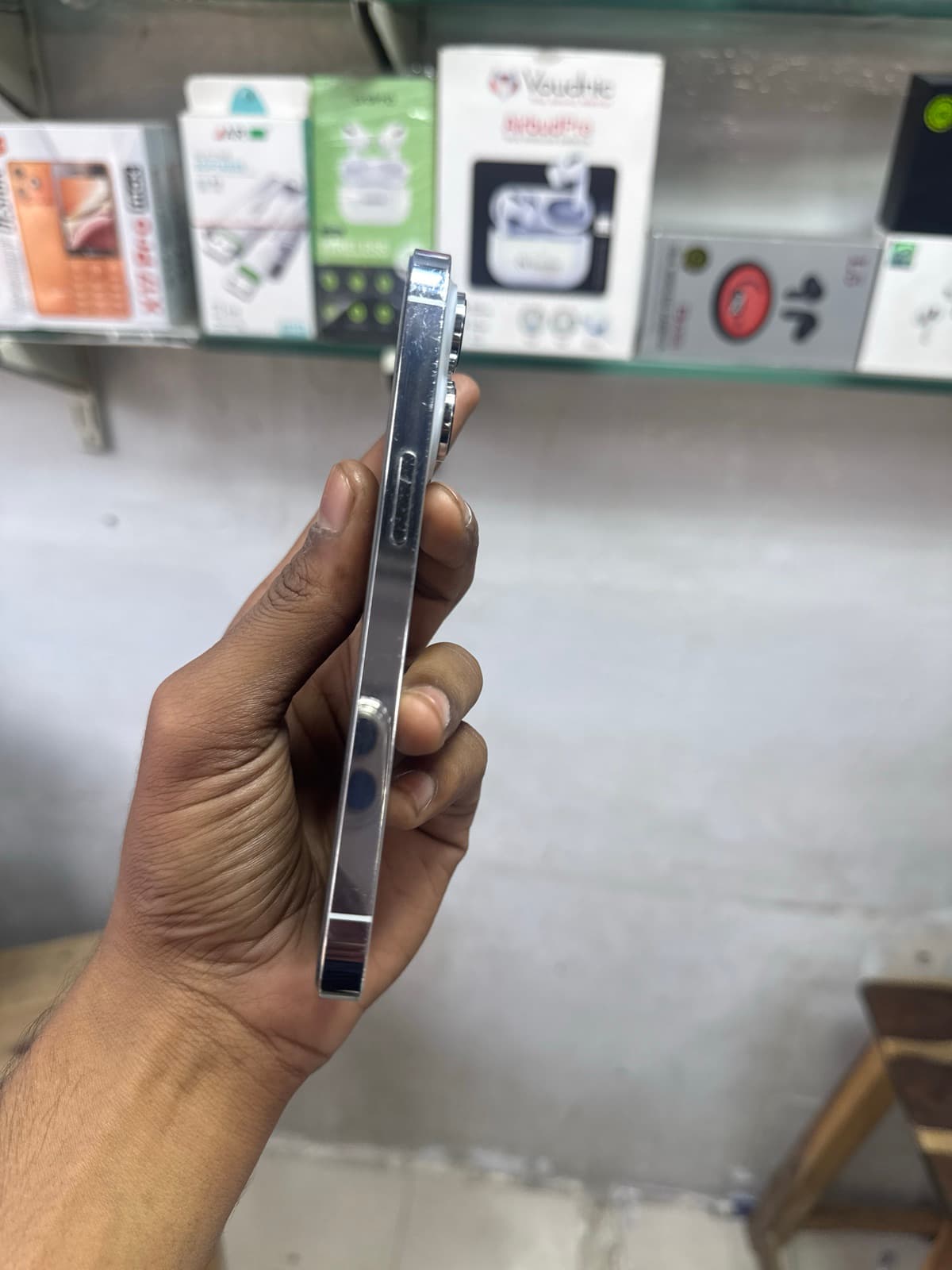 Apple iPhone 14 Pro 256GB in Silver — photo 5