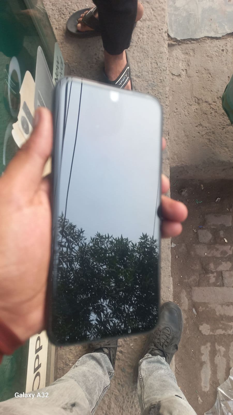 Infinix Smart 20 4GB / 64GB in Shadow Black — photo 2
