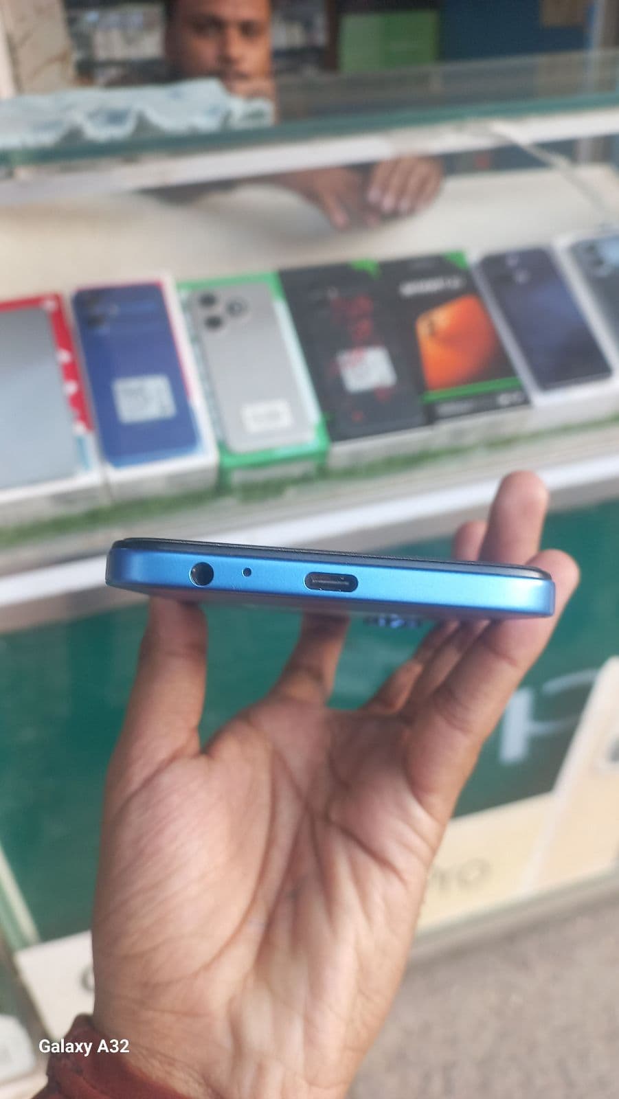 Infinix Smart 20 4GB / 64GB in Cloudline Blue — photo 3