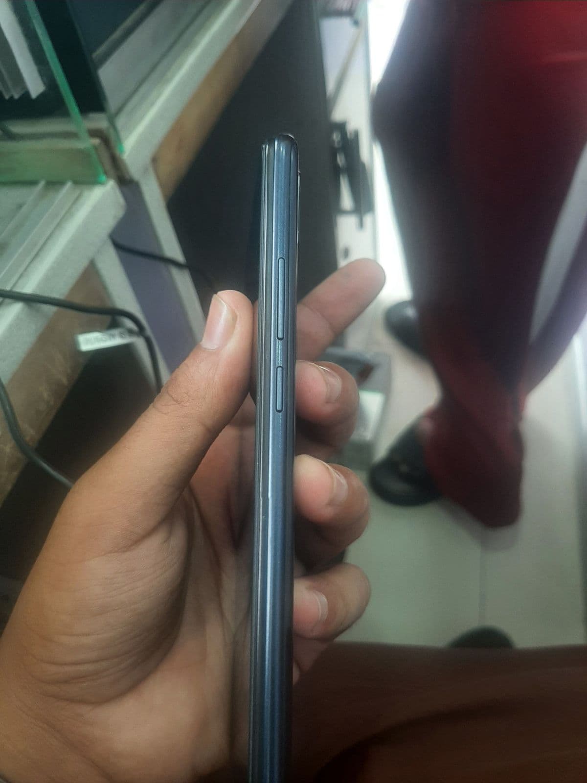 Oppo A15s 4GB / 128GB in Dynamic Black — photo 3