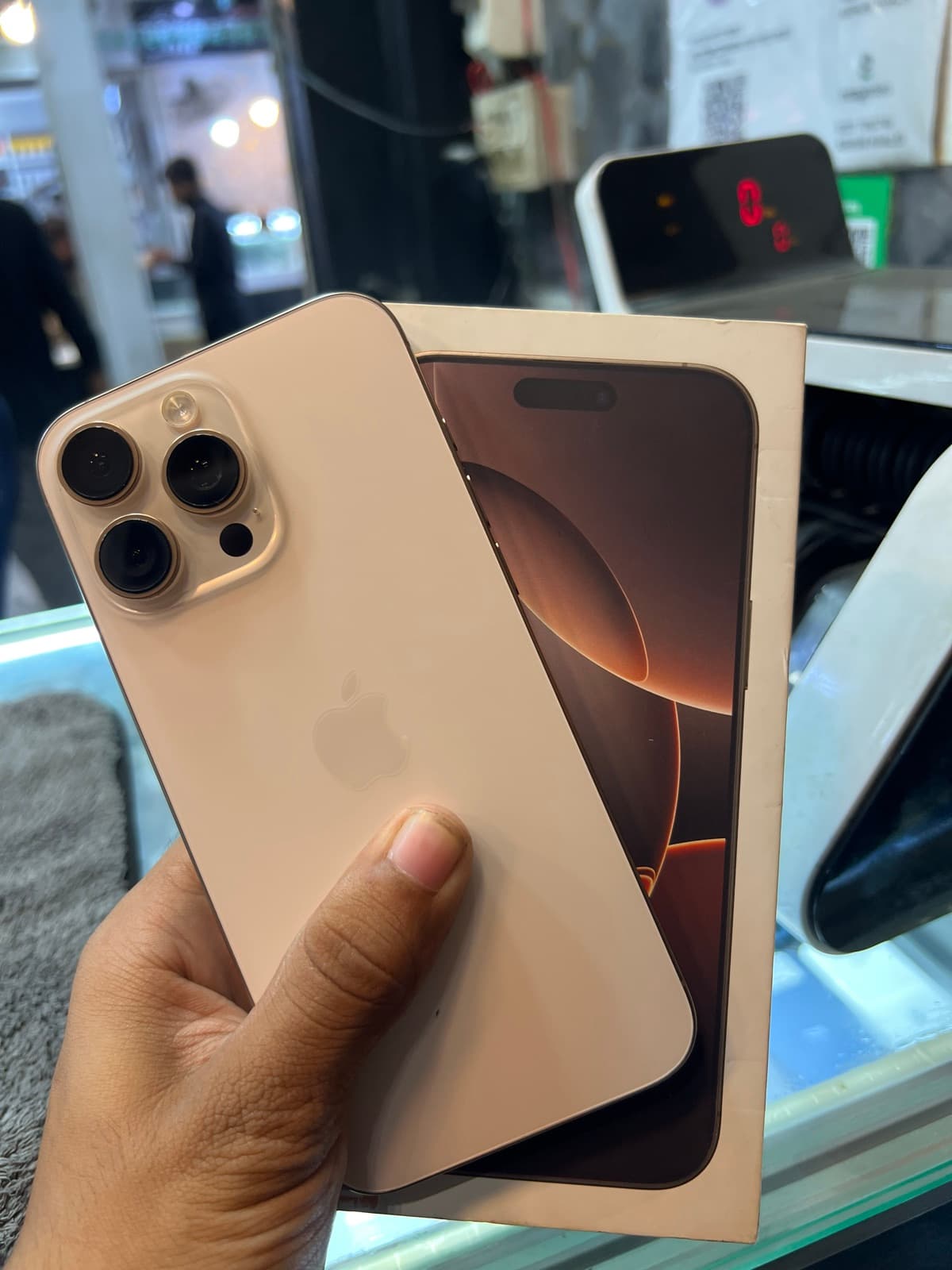 Apple iPhone 16 Pro Max 256GB in Desert Titanium — photo 3