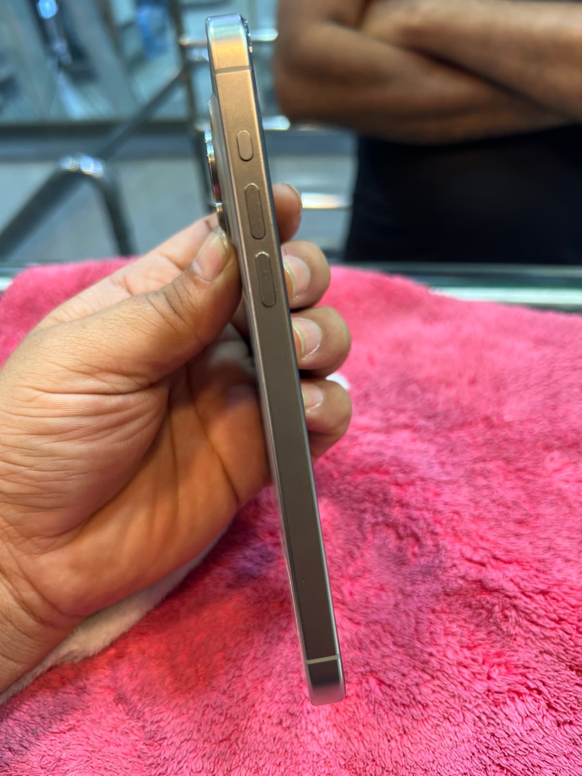 Apple iPhone 15 Pro Max 256GB in Natural Titanium — photo 3