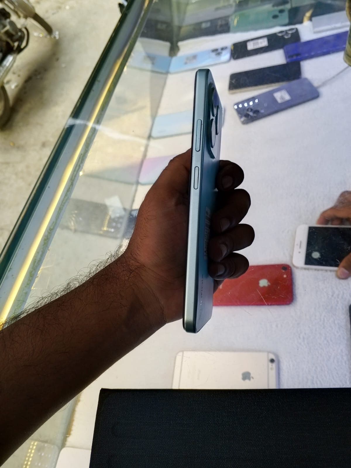 Infinix Smart 9 HD 4GB / 64GB in Mint Green — photo 2