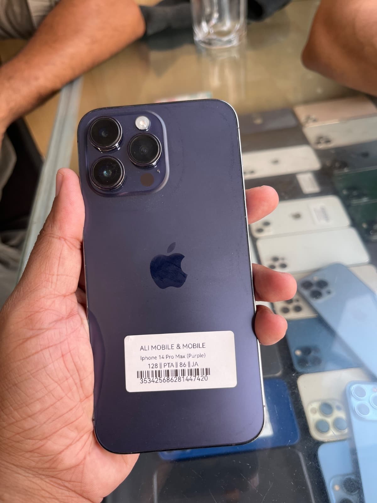 Apple iPhone 14 Pro Max 128GB in Deep Purple — photo 3