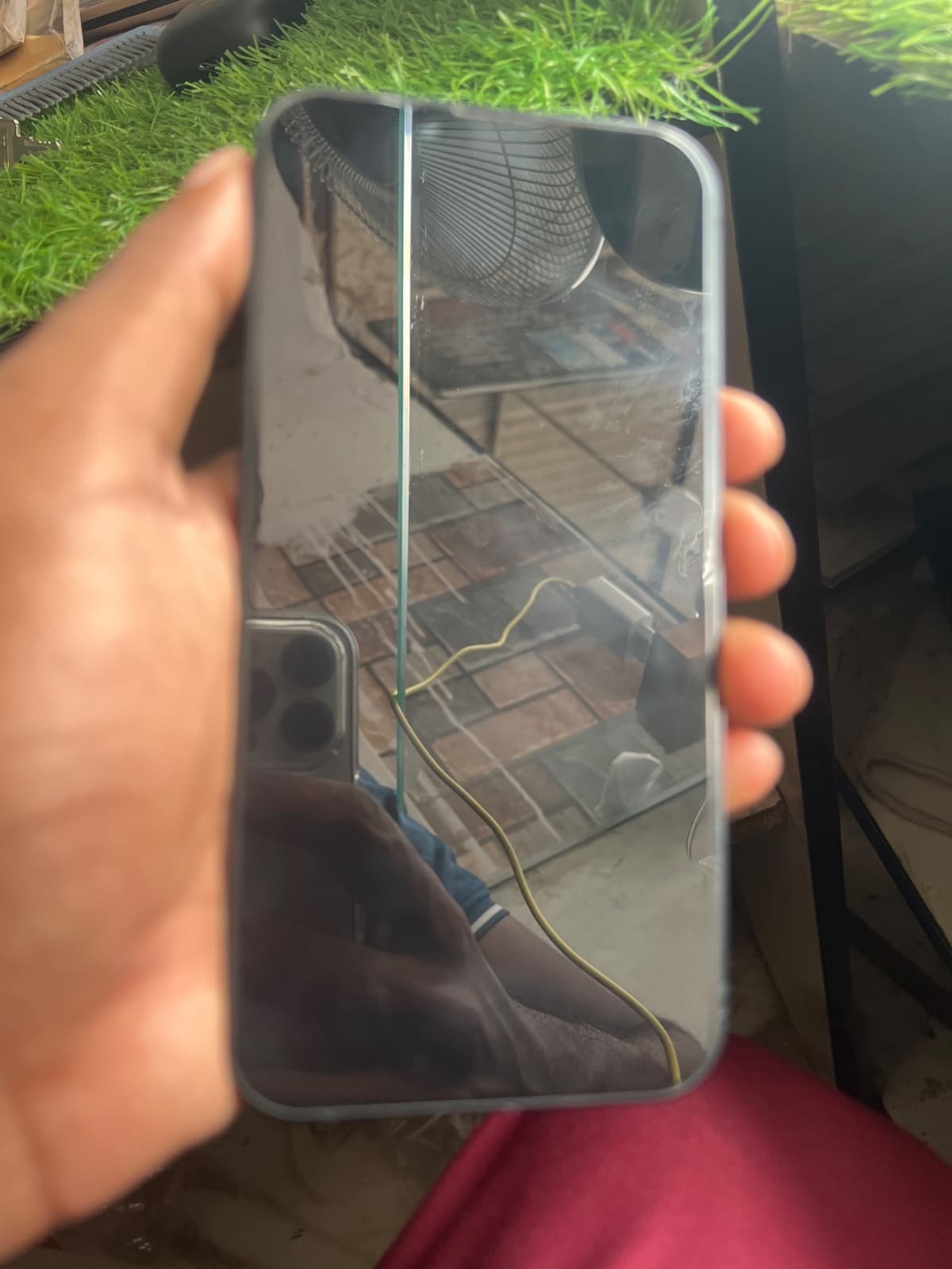 Apple iPhone 13 128GB in Midnight — photo 3