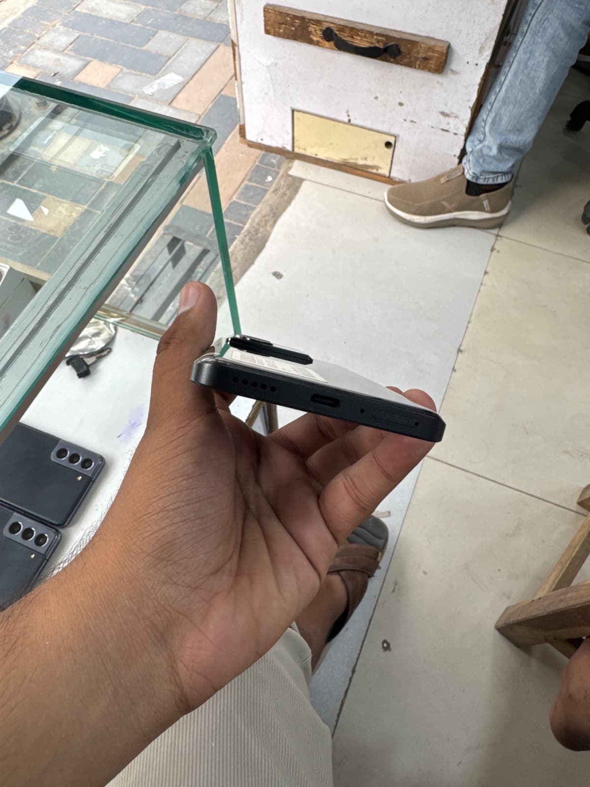 Xiaomi 13T 12GB / 256GB in Black — photo 4