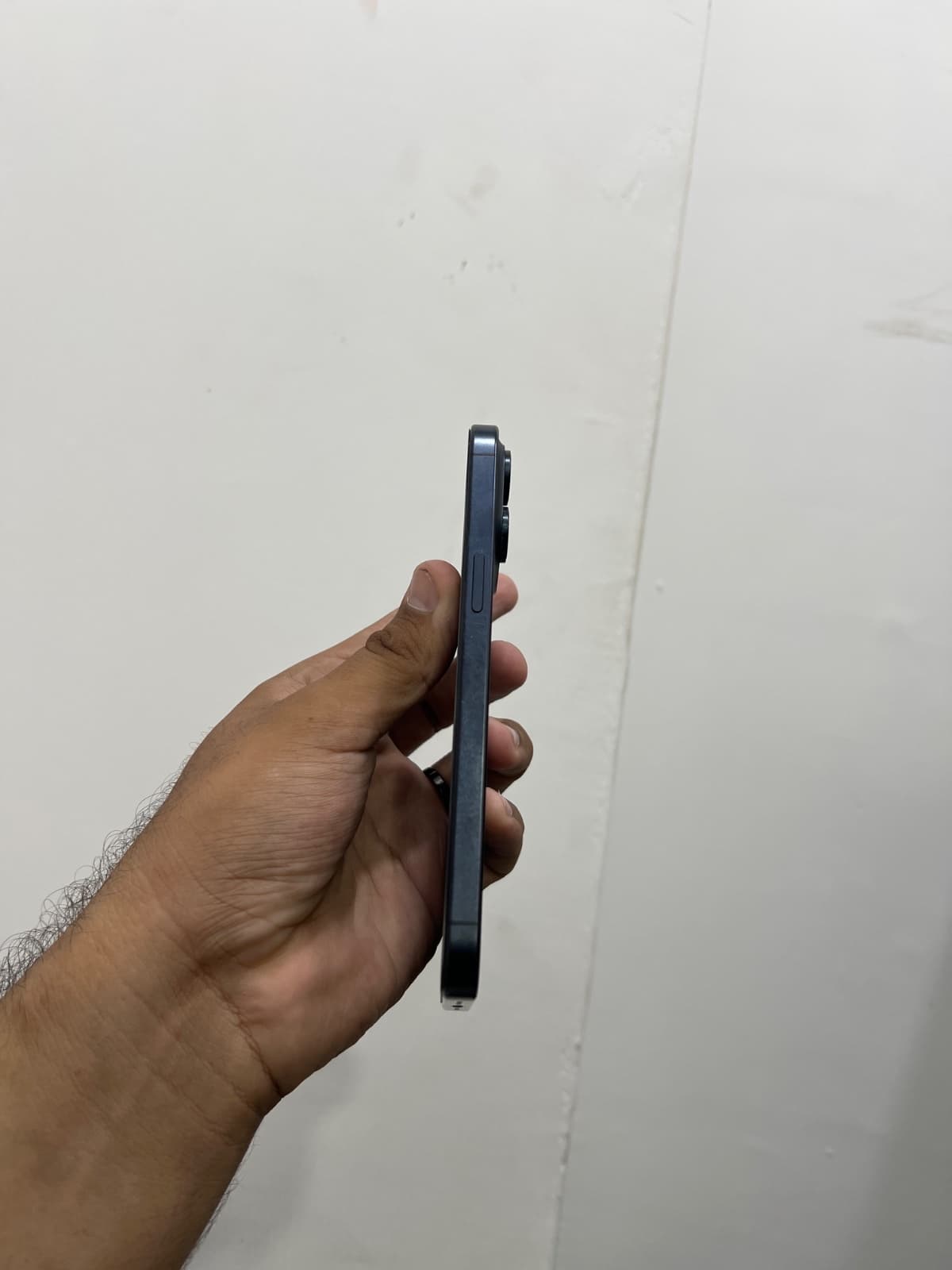Apple iPhone 15 Pro Max 256GB in Blue Titanium — photo 2