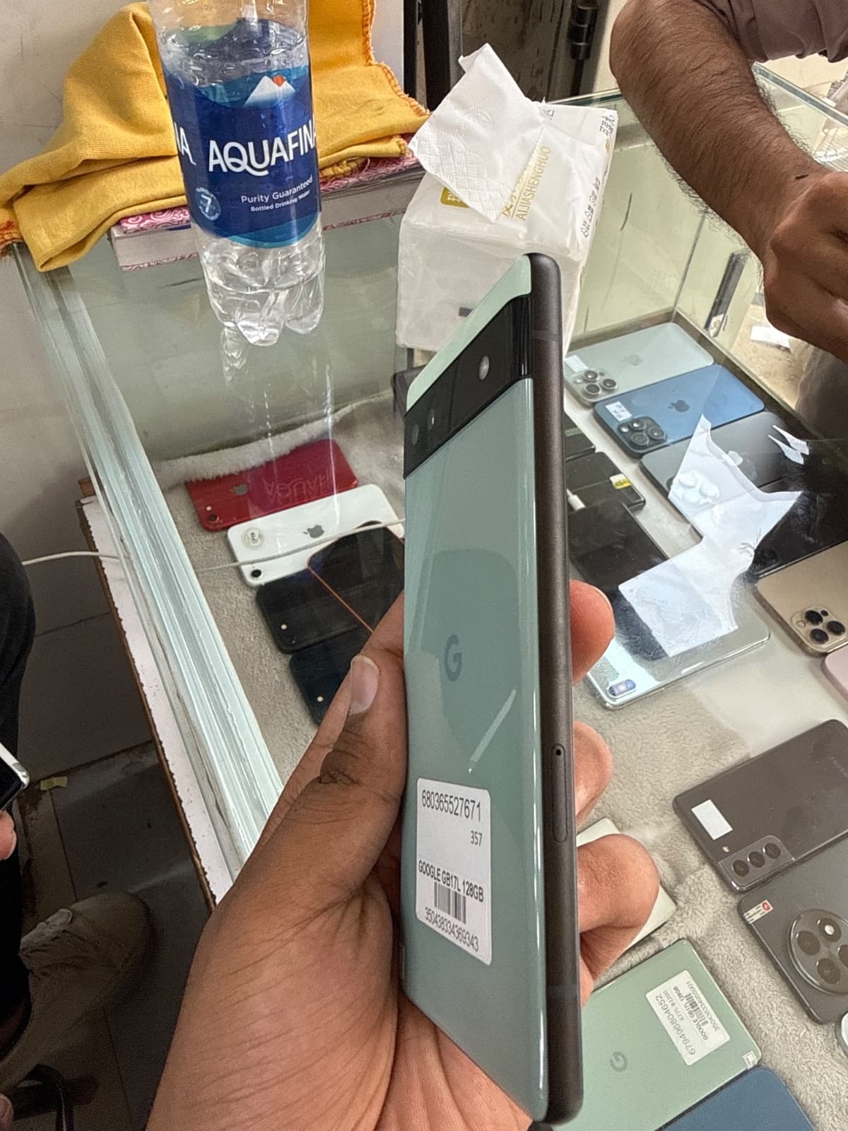 Google Pixel 6a 6GB / 128GB in Sage — photo 2