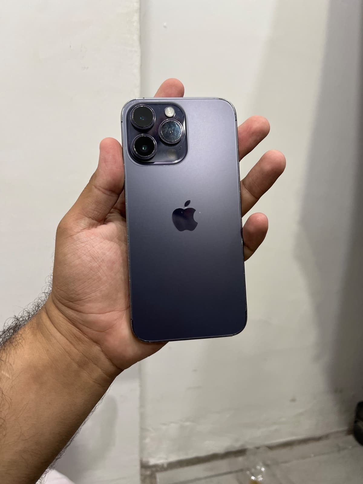 Apple iPhone 14 Pro Max 128GB in Deep Purple — photo 4