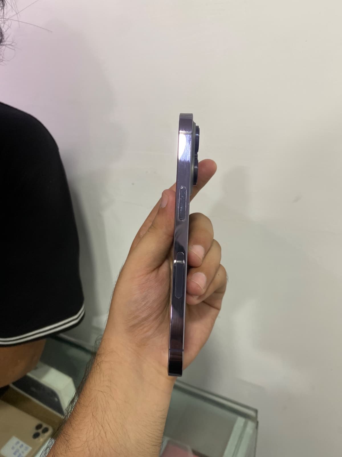 Apple iPhone 14 Pro 128GB in Deep Purple — photo 4