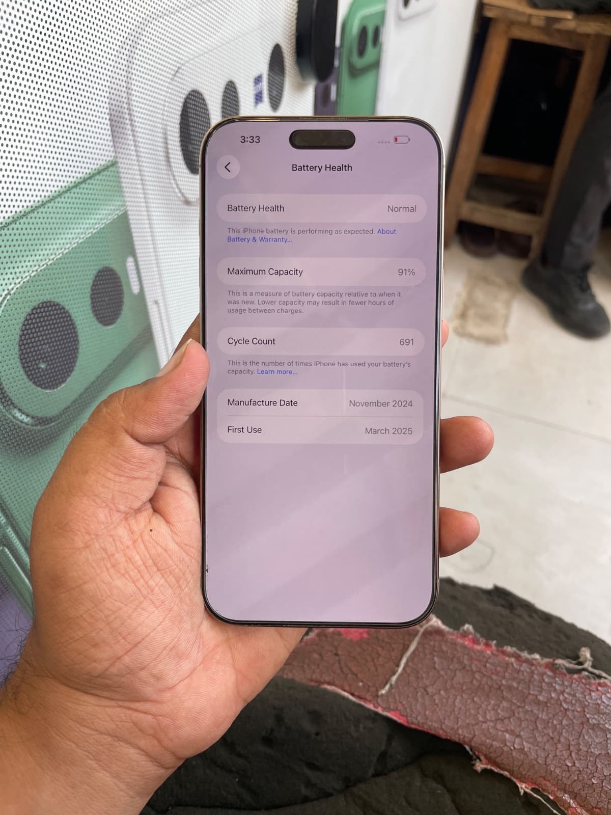 Apple iPhone 16 Pro 256GB in Natural Titanium — photo 4