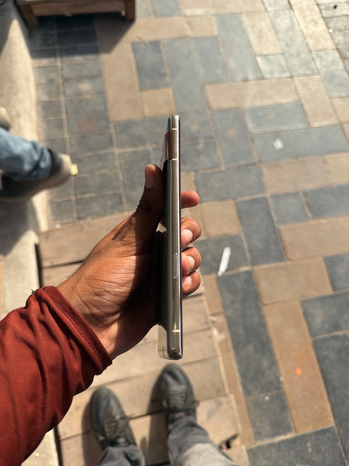Google Pixel 7 Pro 12GB / 256GB in Hazel — photo 4