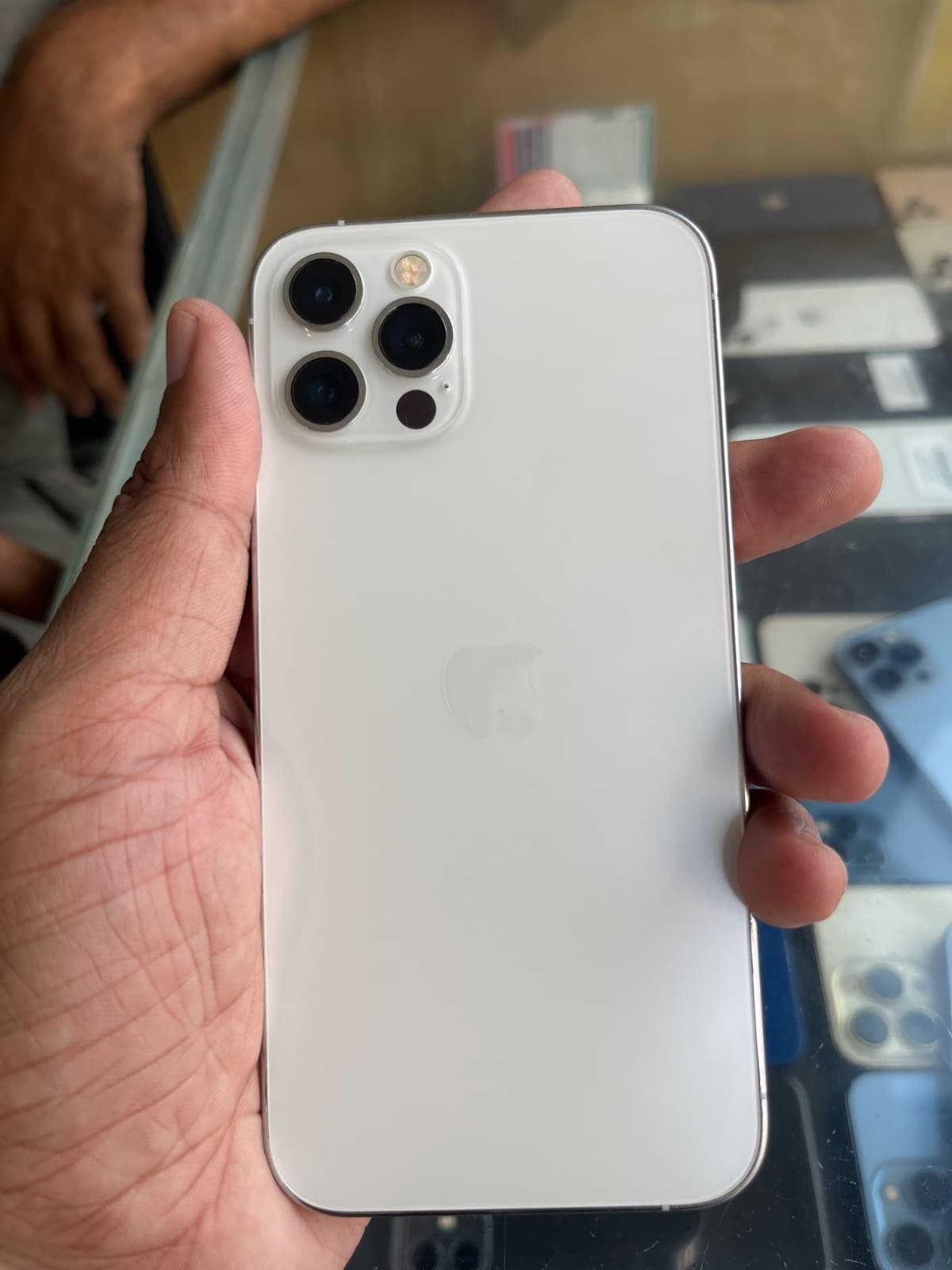 Apple iPhone 12 Pro 256GB in Silver — photo 3