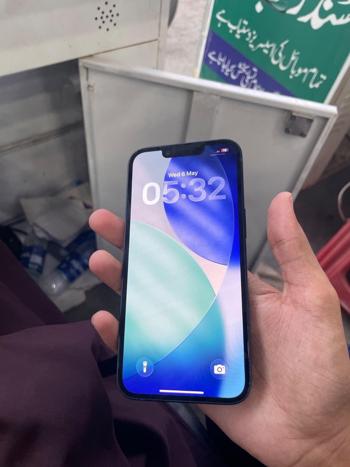 Apple iPhone 14 128GB in Midnight — photo 2