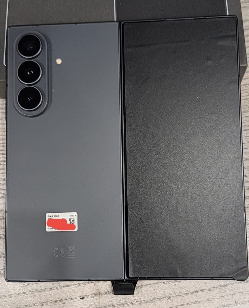Samsung Galaxy Z Fold 8 Ultra 12GB/512GB in Violet Shadow — photo 2