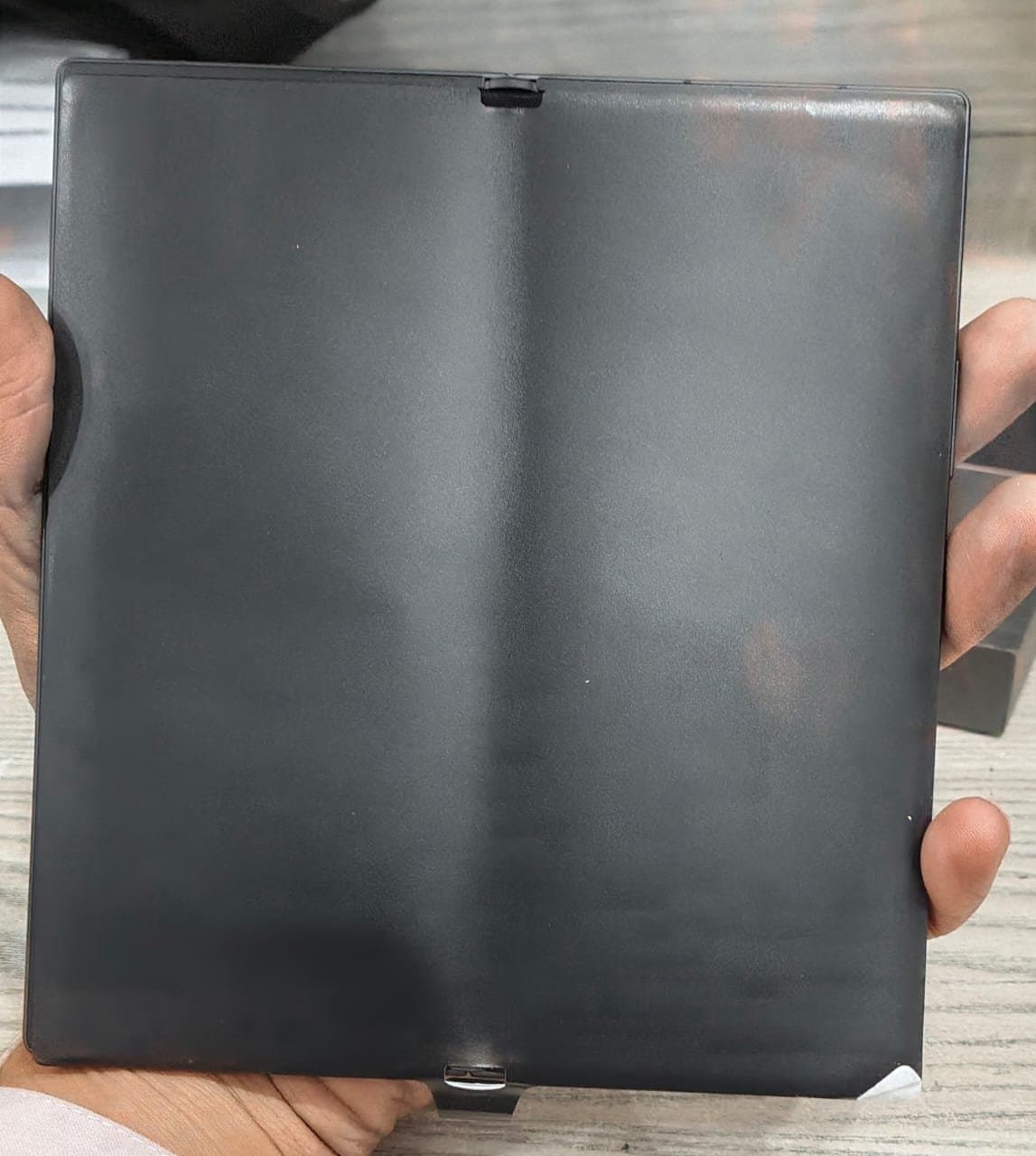 Samsung Galaxy Z Fold 8 Ultra 12GB/512GB in Violet Shadow — photo 3