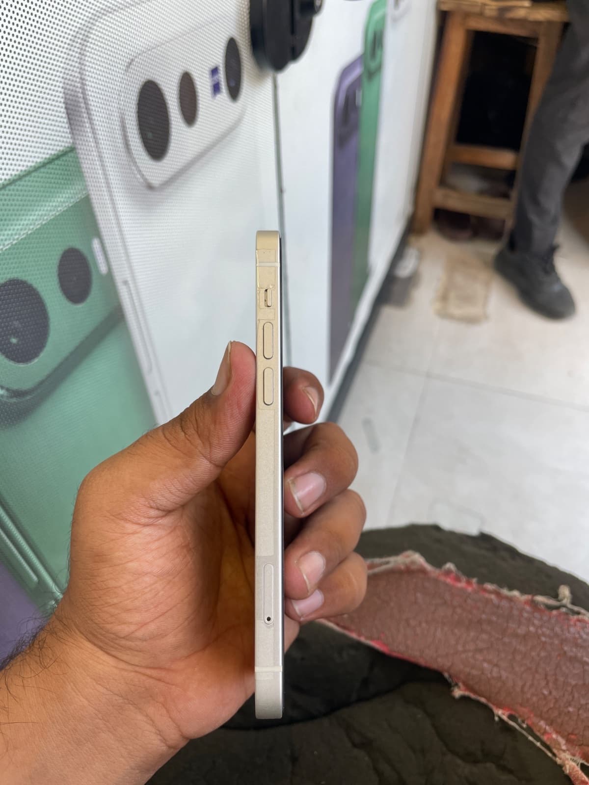 Apple iPhone 12 256GB in White — photo 3