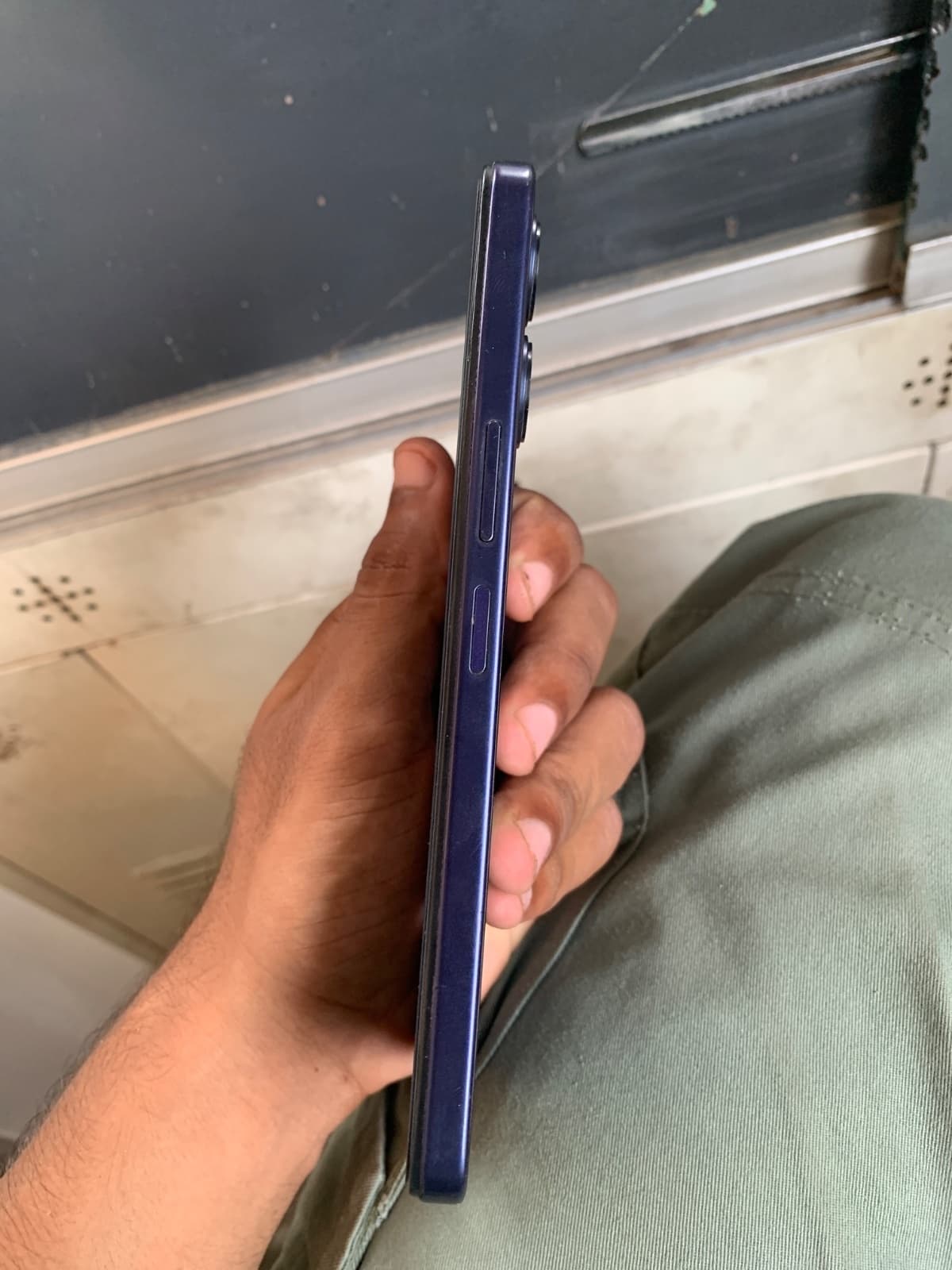 Vivo Y05 4GB / 64GB in Voyage Black — photo 4