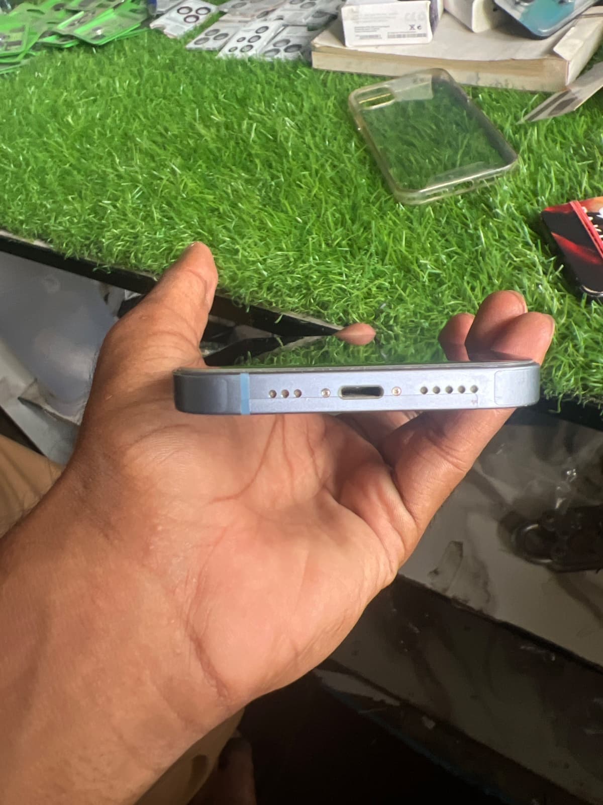 Apple iPhone 14 128GB in Blue — photo 4