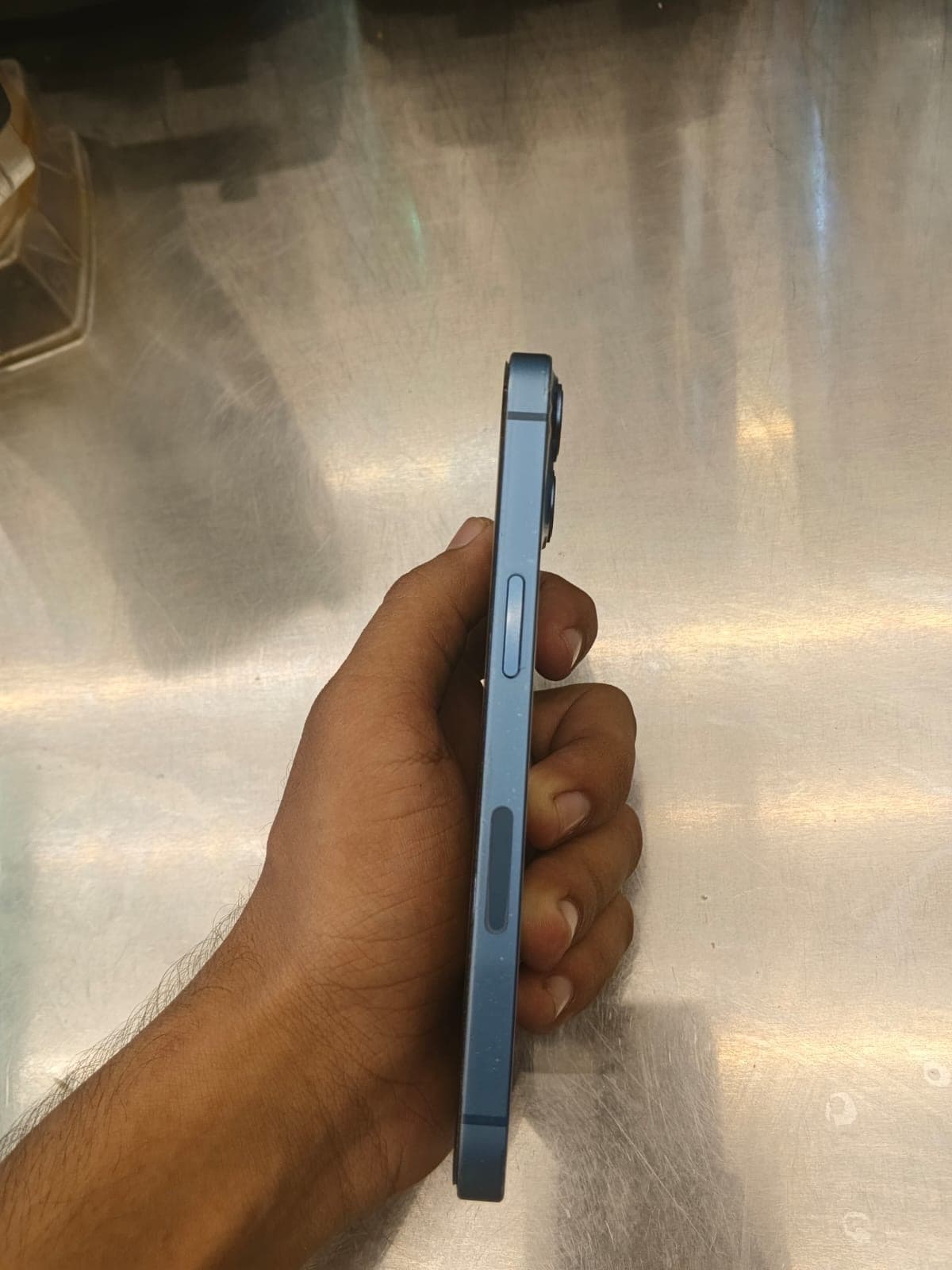 Apple iPhone 13 mini 128GB in Blue — photo 3