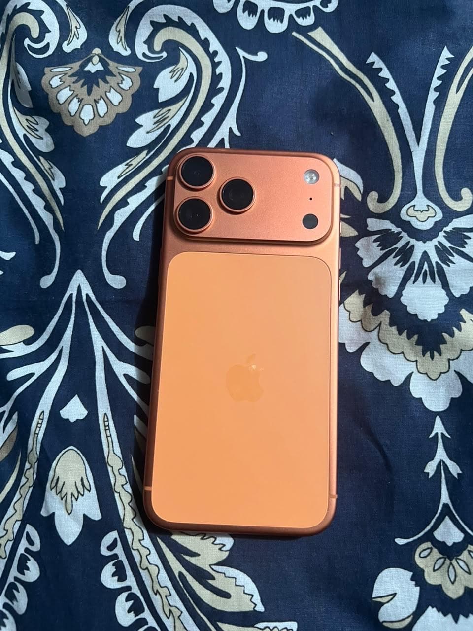 Apple iPhone 17 Pro Max 256GB in Cosmic Orange — photo 1