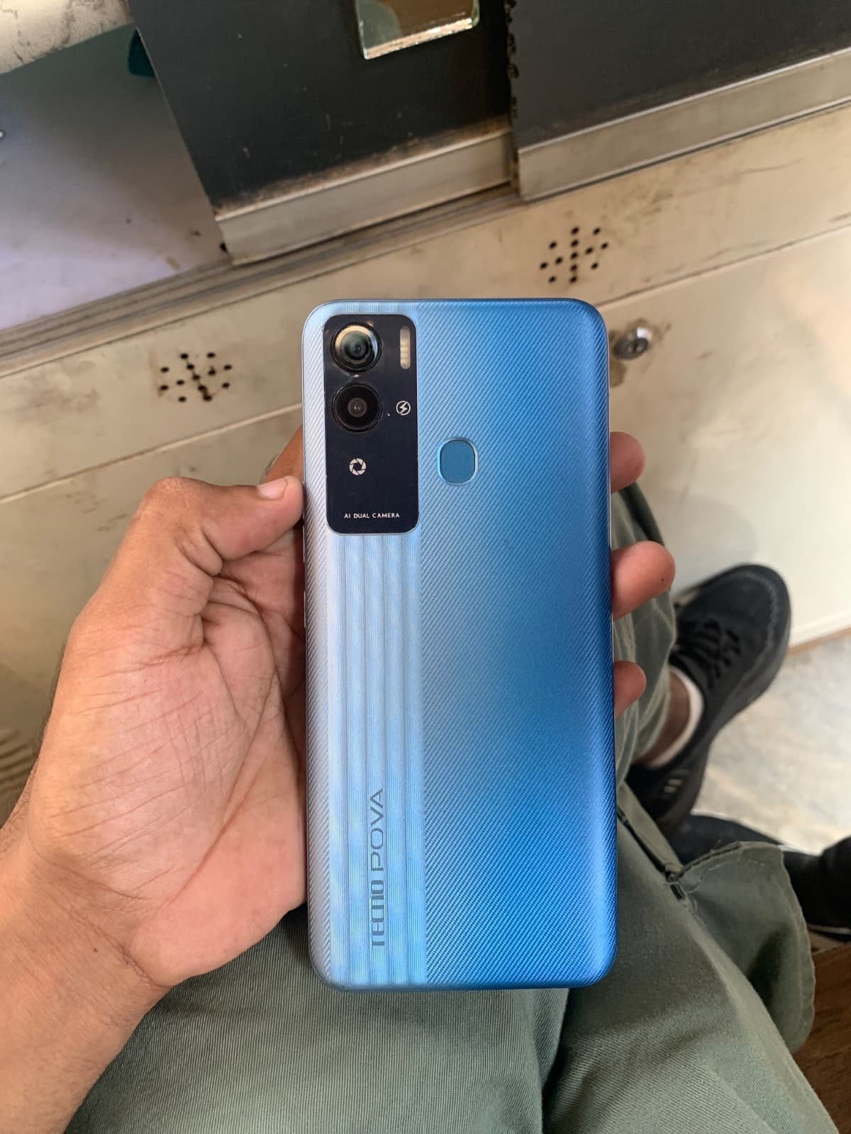 Tecno Pova Neo · 4GB / 64GB