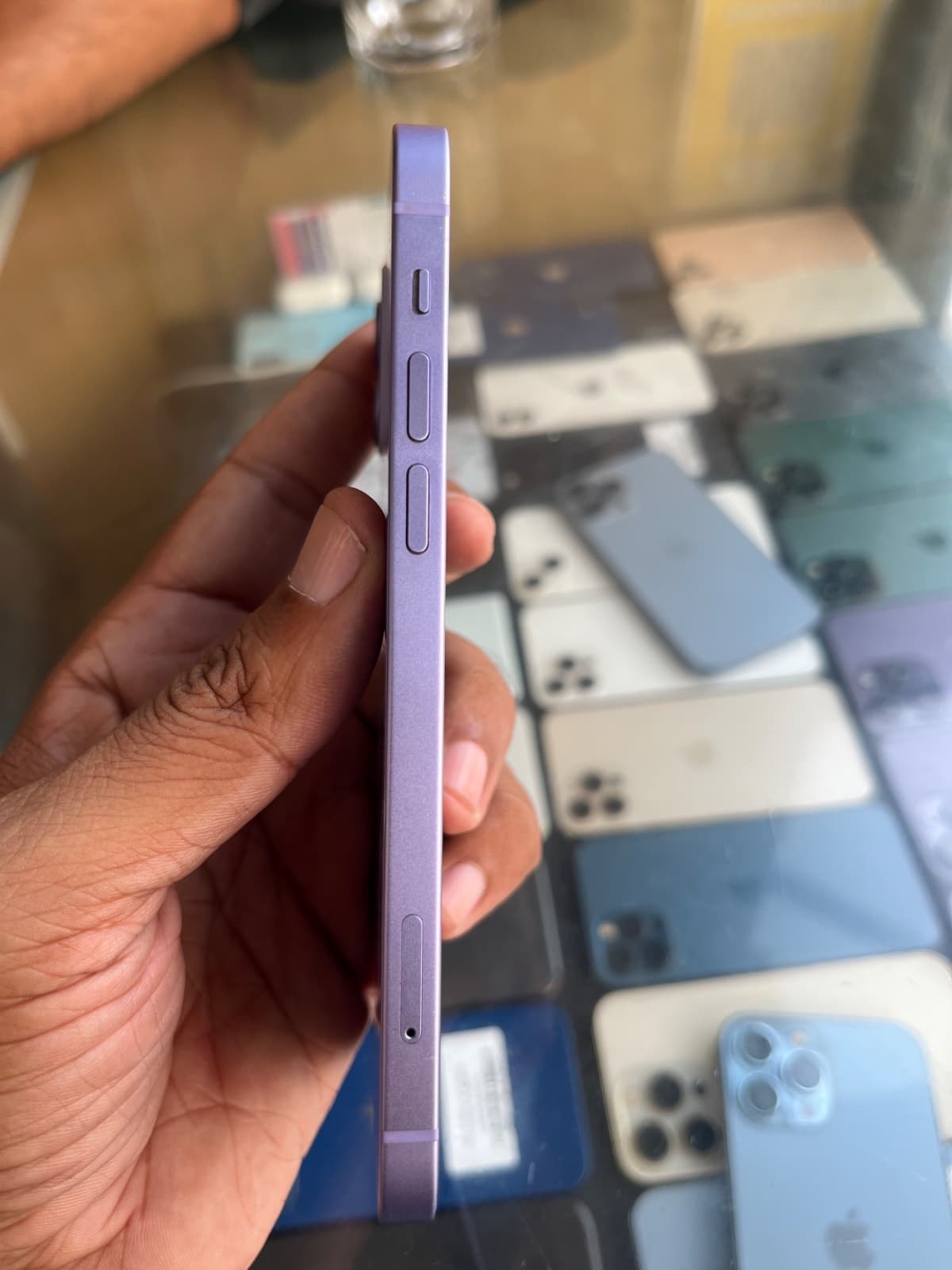 Apple iPhone 12 64GB in Purple — photo 3