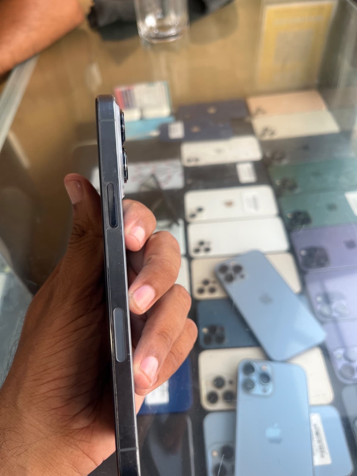 Apple iPhone 13 Pro 256GB in Sierra Blue — photo 3