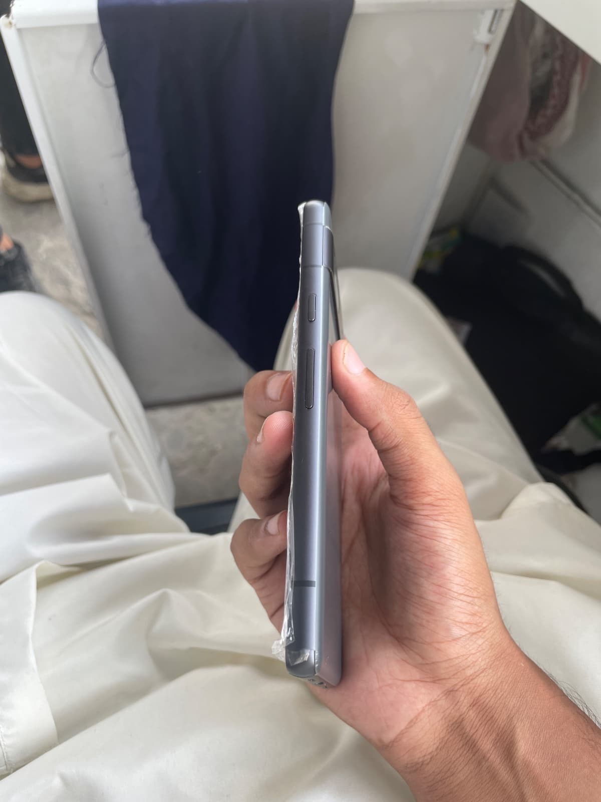Google Pixel 7a 8GB / 128GB in Charcoal — photo 5