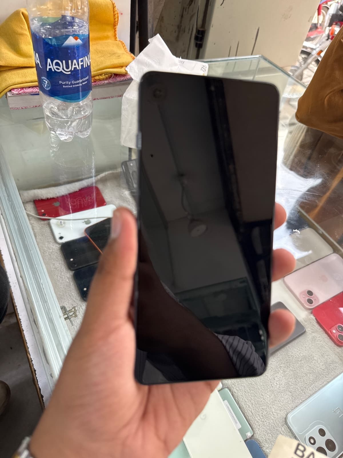 OnePlus Ace 5 12GB / 256GB in Full-Speed Black — photo 2
