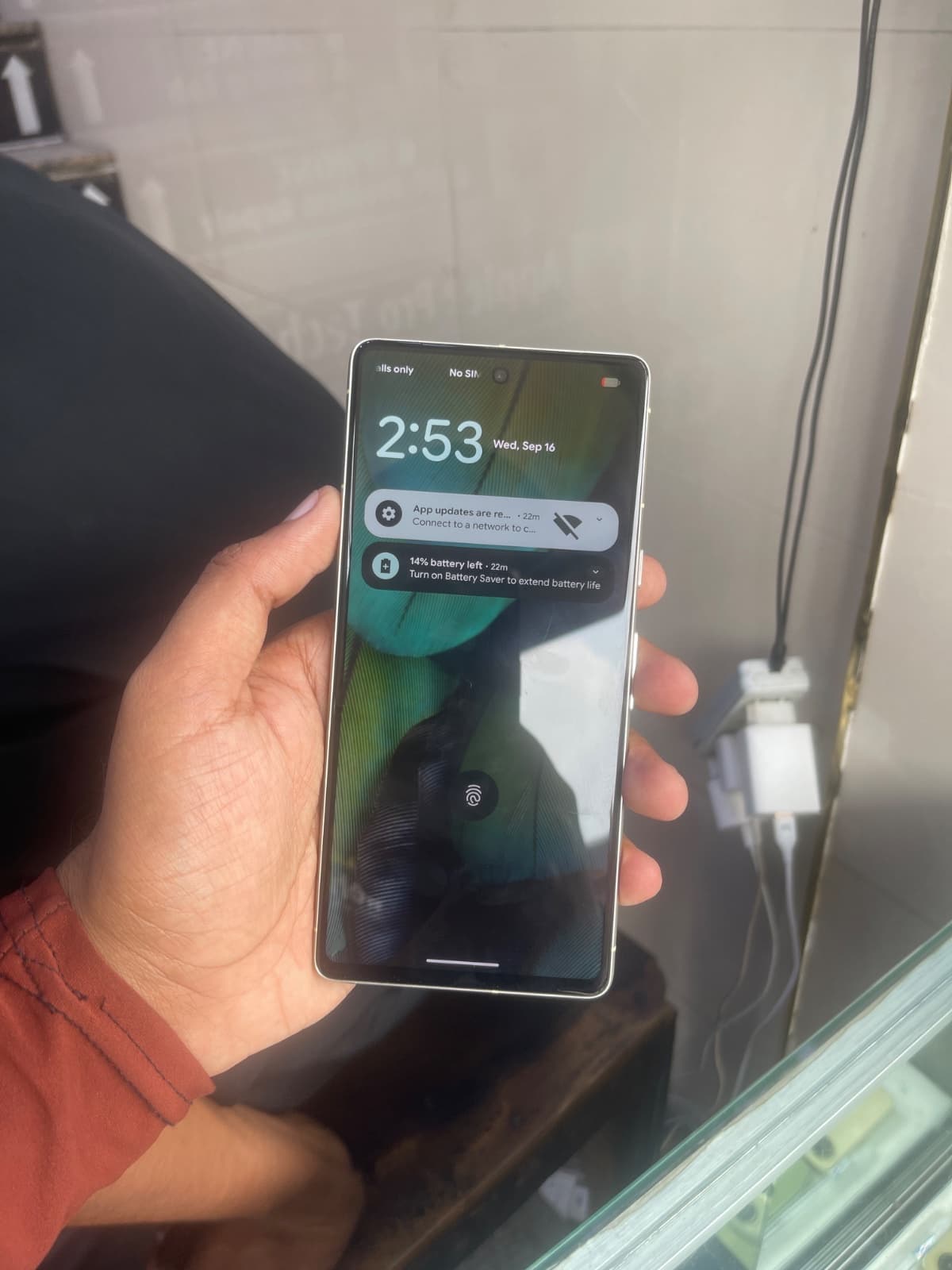 Google Pixel 7 8GB / 128GB in Lemongrass — photo 2
