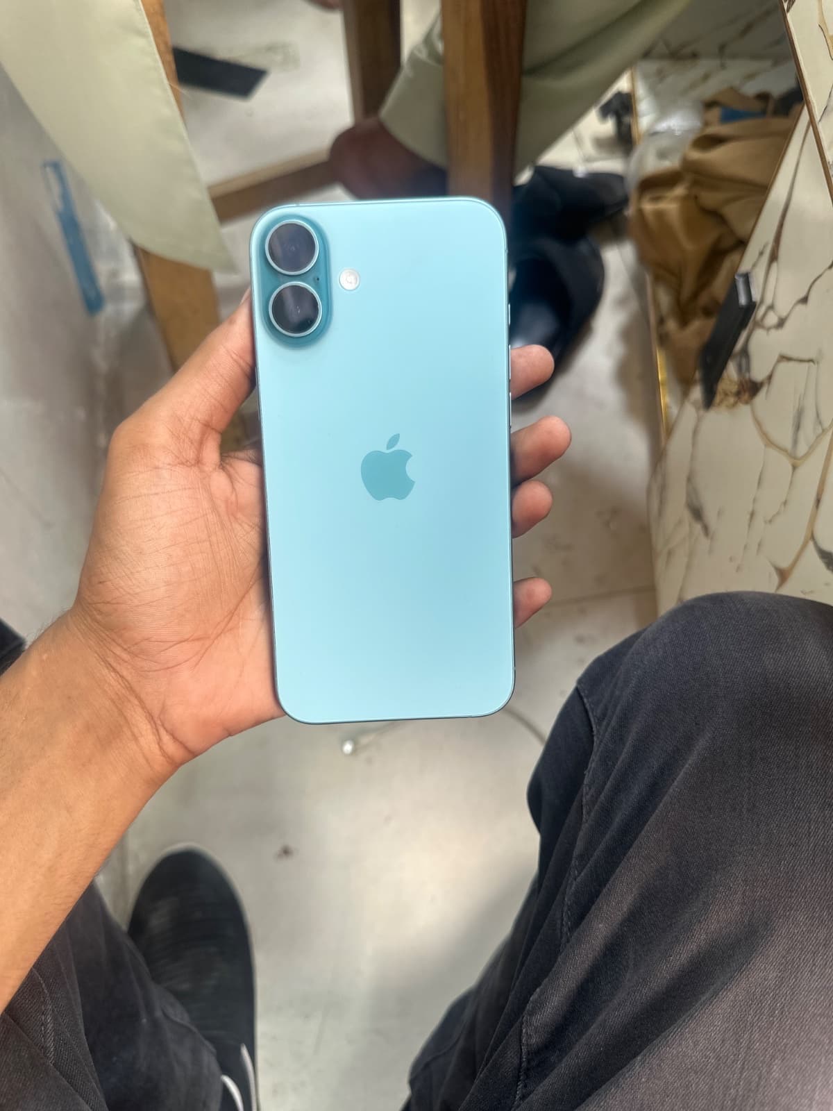 iPhone 16 Plus · 128GB