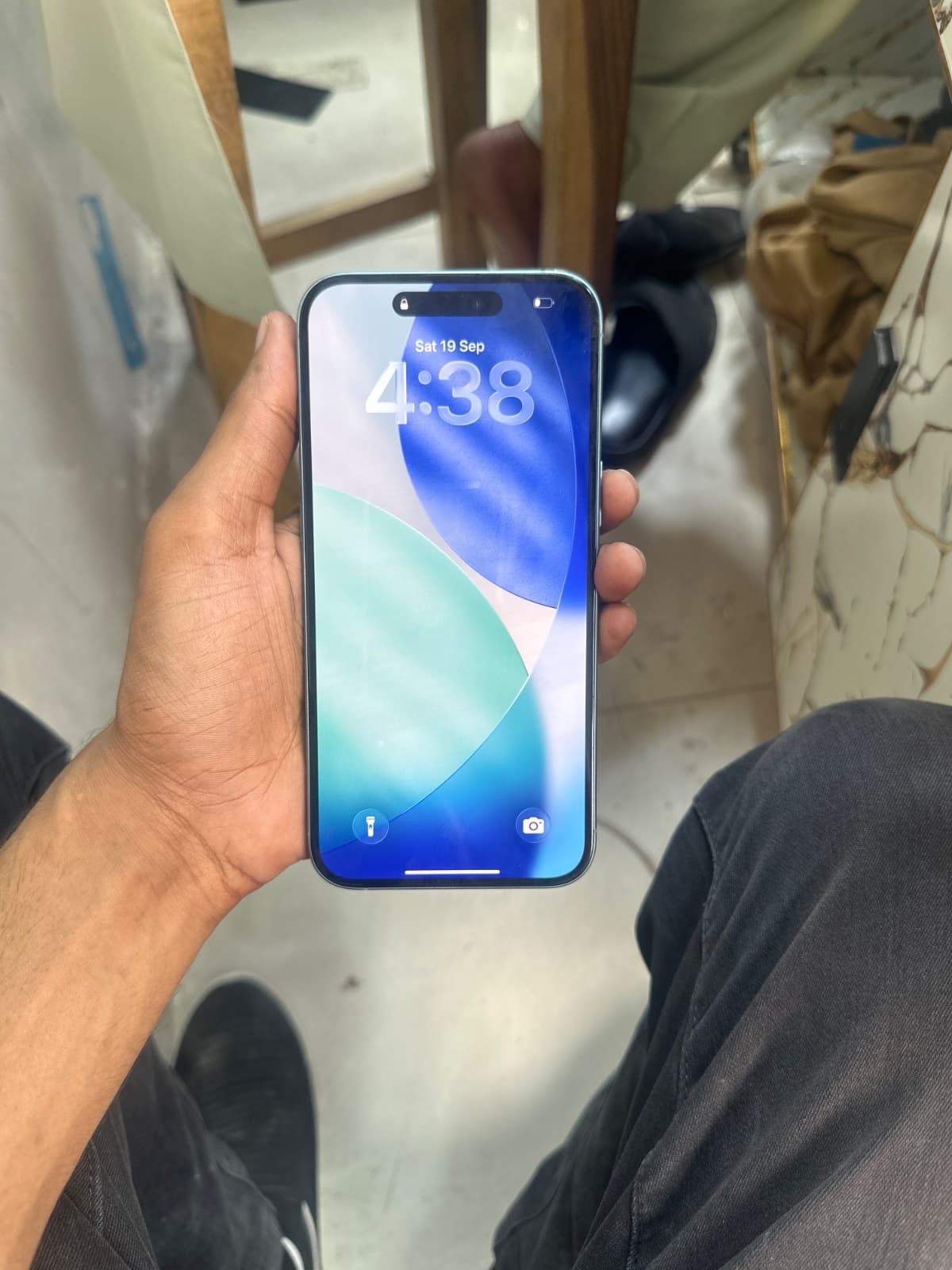 Apple iPhone 16 Plus 128GB in Teal — photo 2