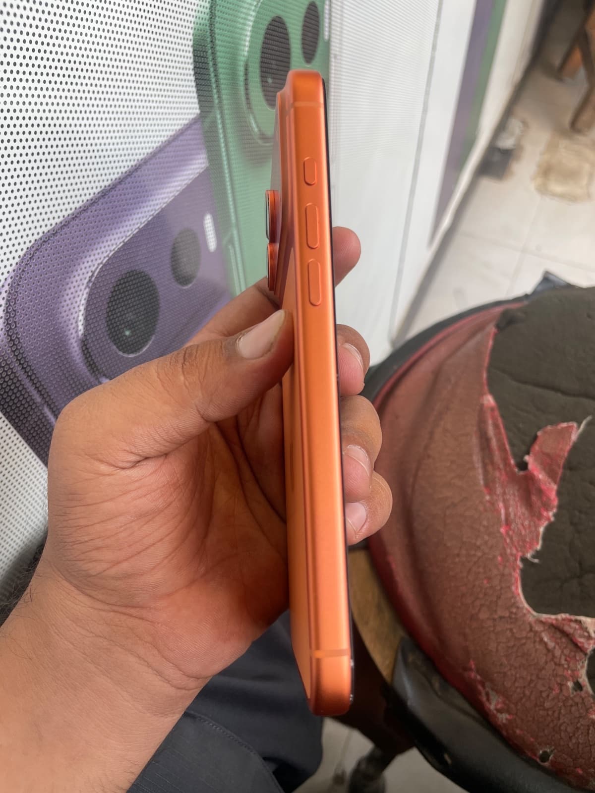 Apple iPhone 17 Pro Max 256GB in Cosmic Orange — photo 4