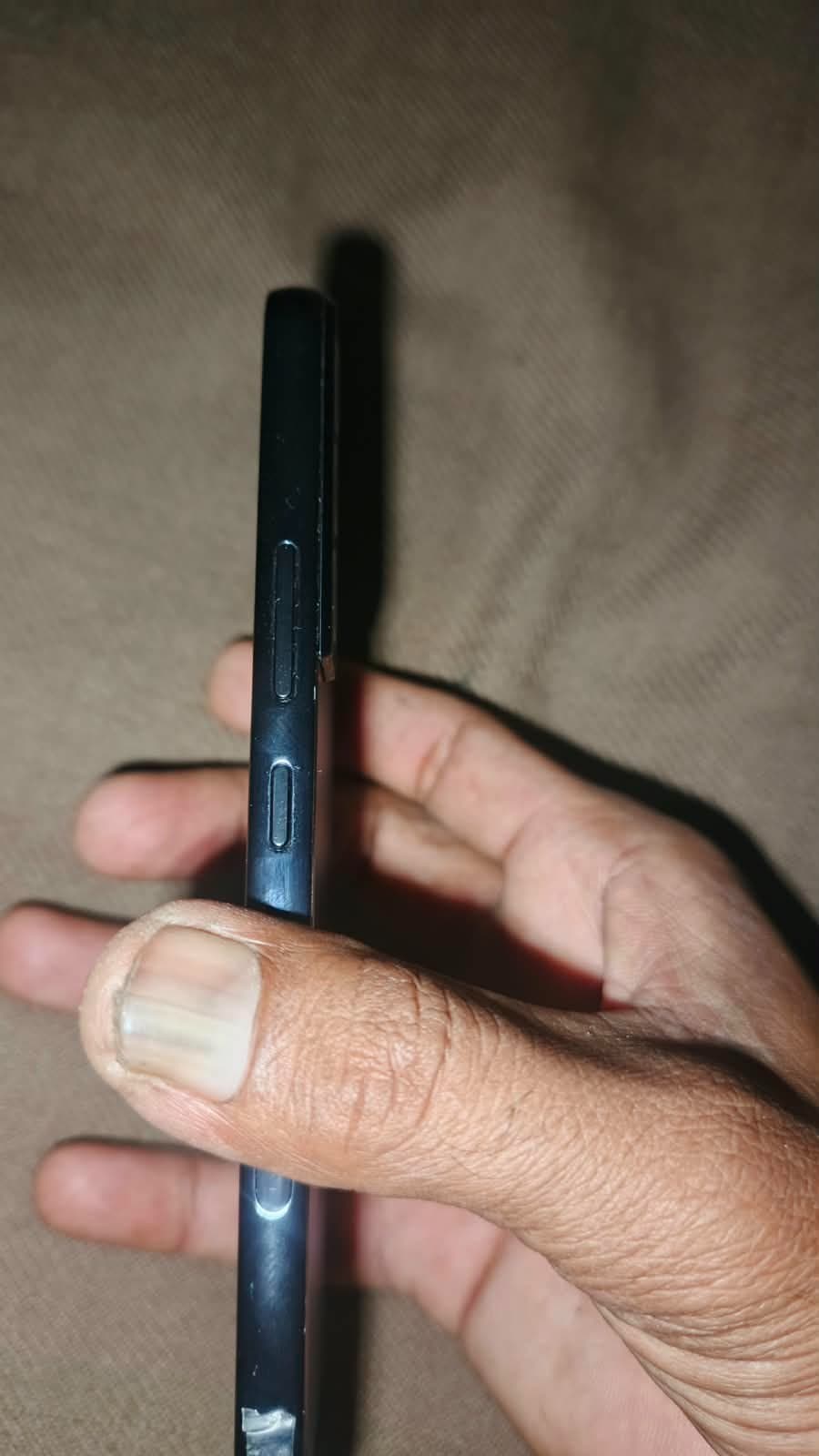 Samsung Galaxy S22 8GB / 256GB in Phantom Black — photo 2