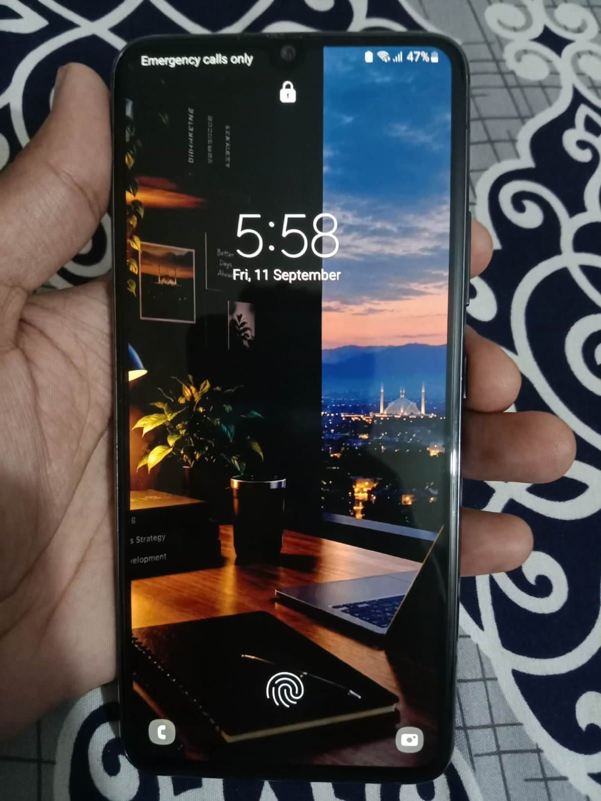 Samsung Galaxy A72 6GB / 128GB in Awesome Black — photo 2