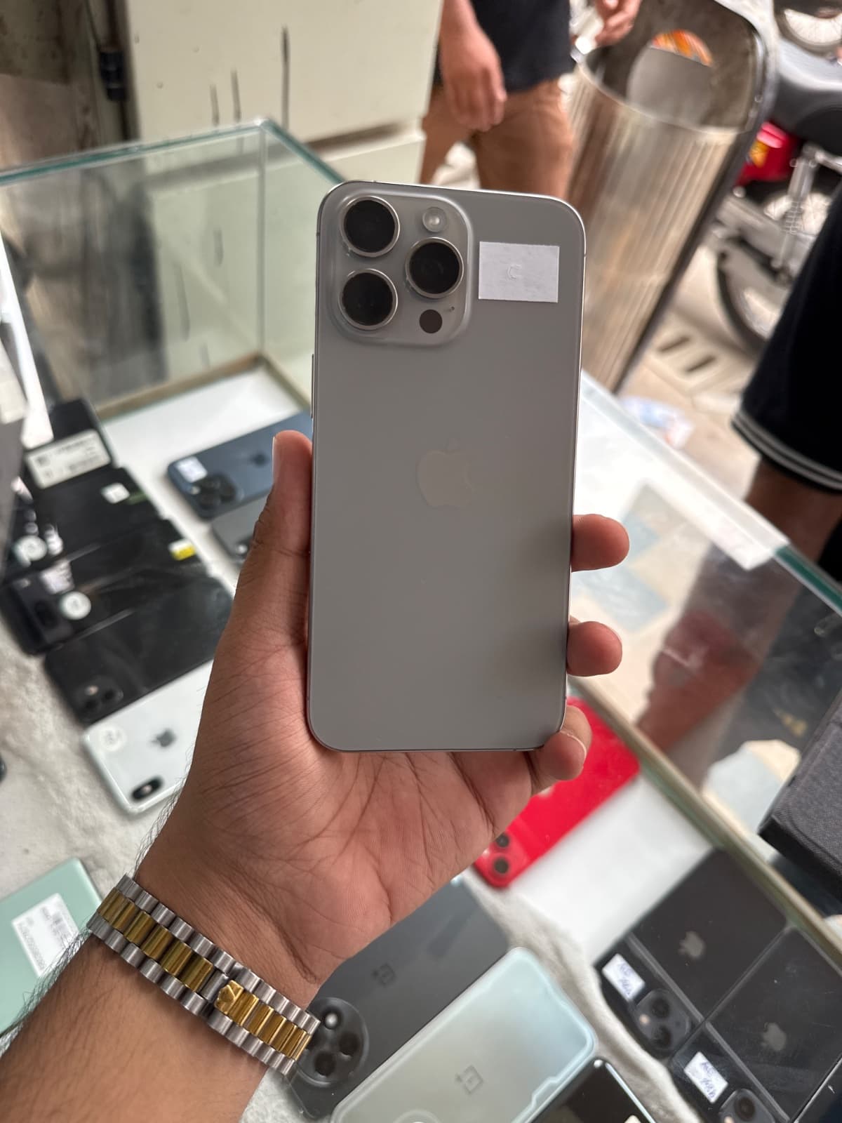 iPhone 15 Pro Max · 256GB