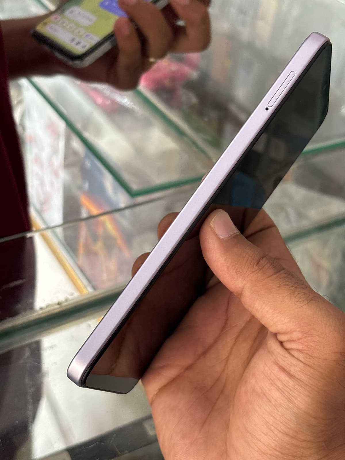 Tecno Spark Go 3 4GB / 64GB in Aurora Purple — photo 3