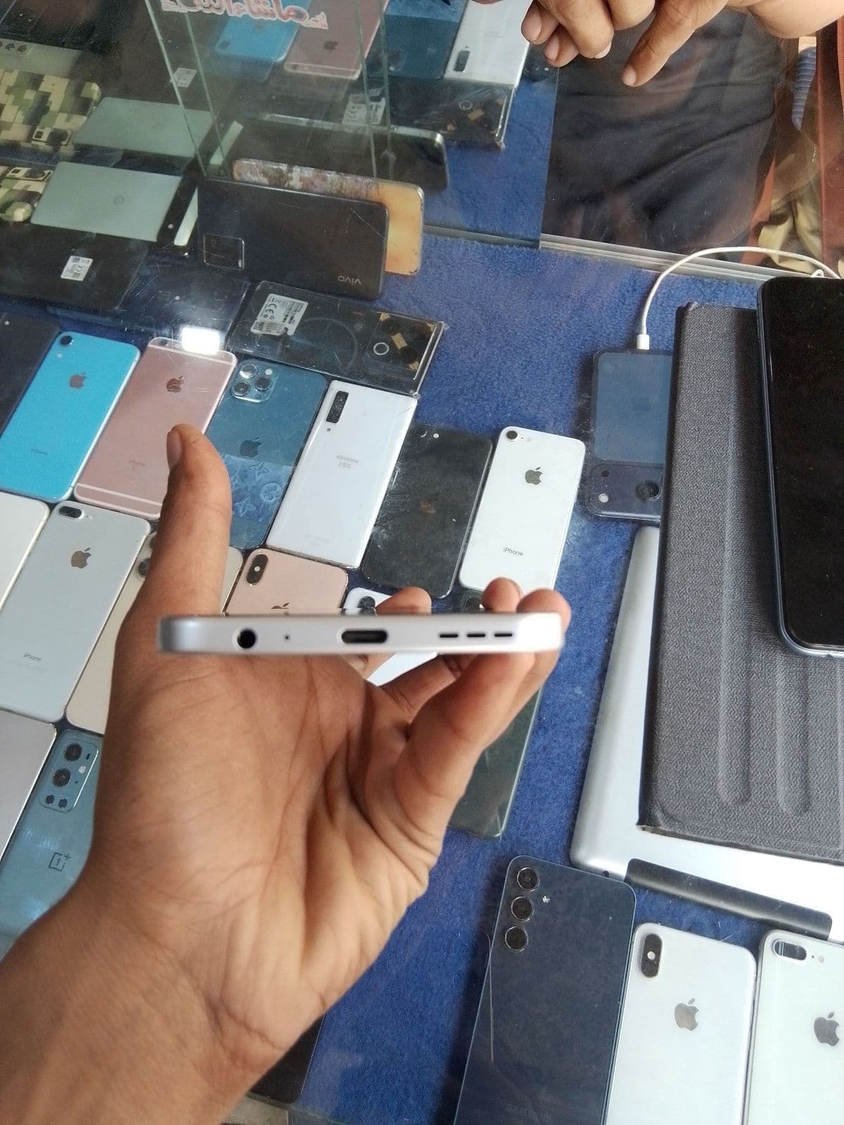 Infinix Hot 60 Pro 8GB / 128GB in Titanium Silver — photo 5