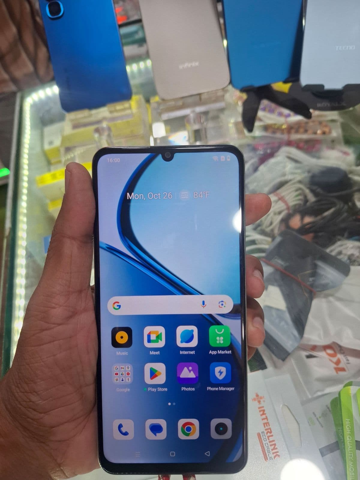 Realme Note 60x 4GB / 128GB in Wilderness Green — photo 2