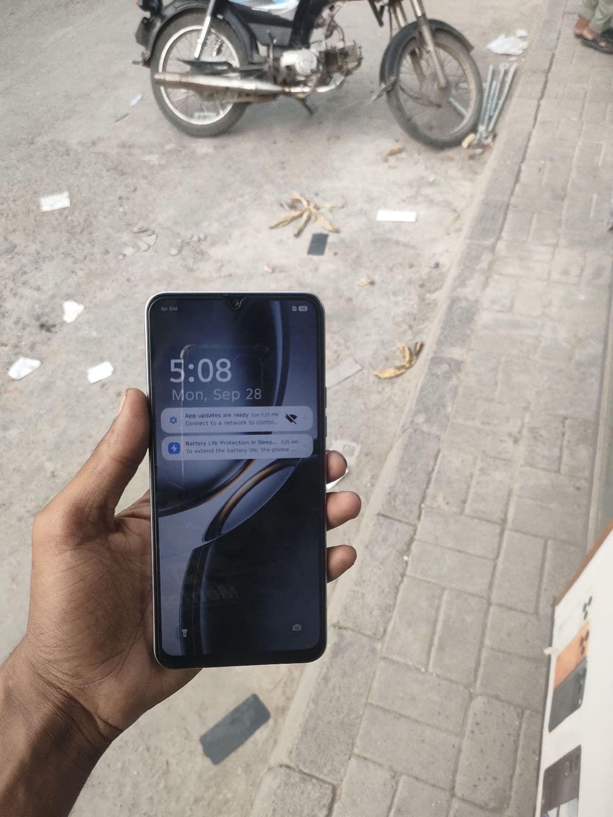 Tecno Spark Go 3 4GB / 64GB in Titanium Grey — photo 2