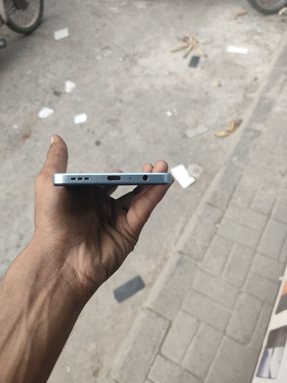 Oppo A3x 4GB / 64GB in Ocean Blue — photo 2