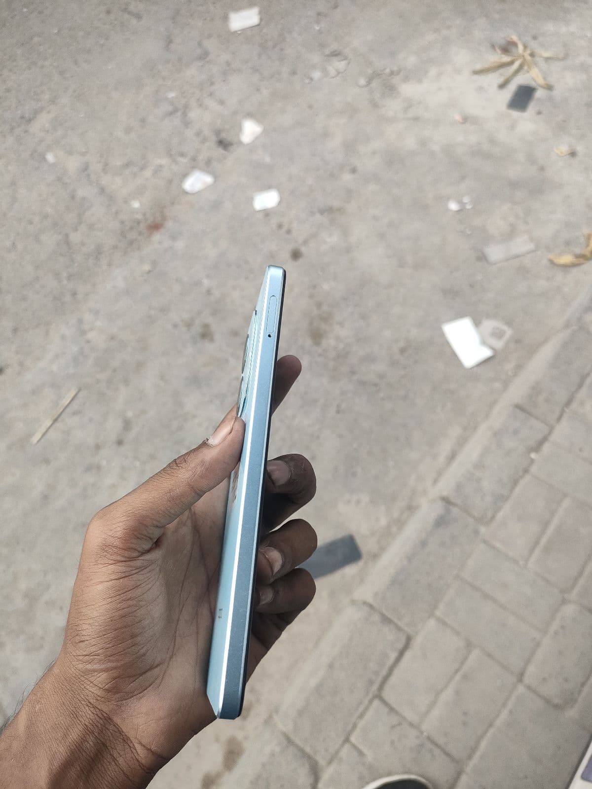 Oppo A3x 4GB / 64GB in Ocean Blue — photo 3