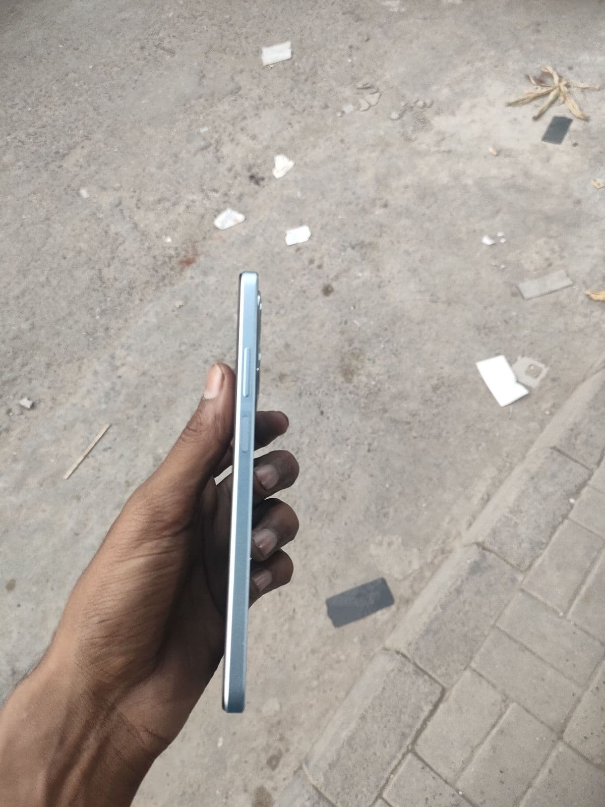 Oppo A3x 4GB / 64GB in Ocean Blue — photo 4