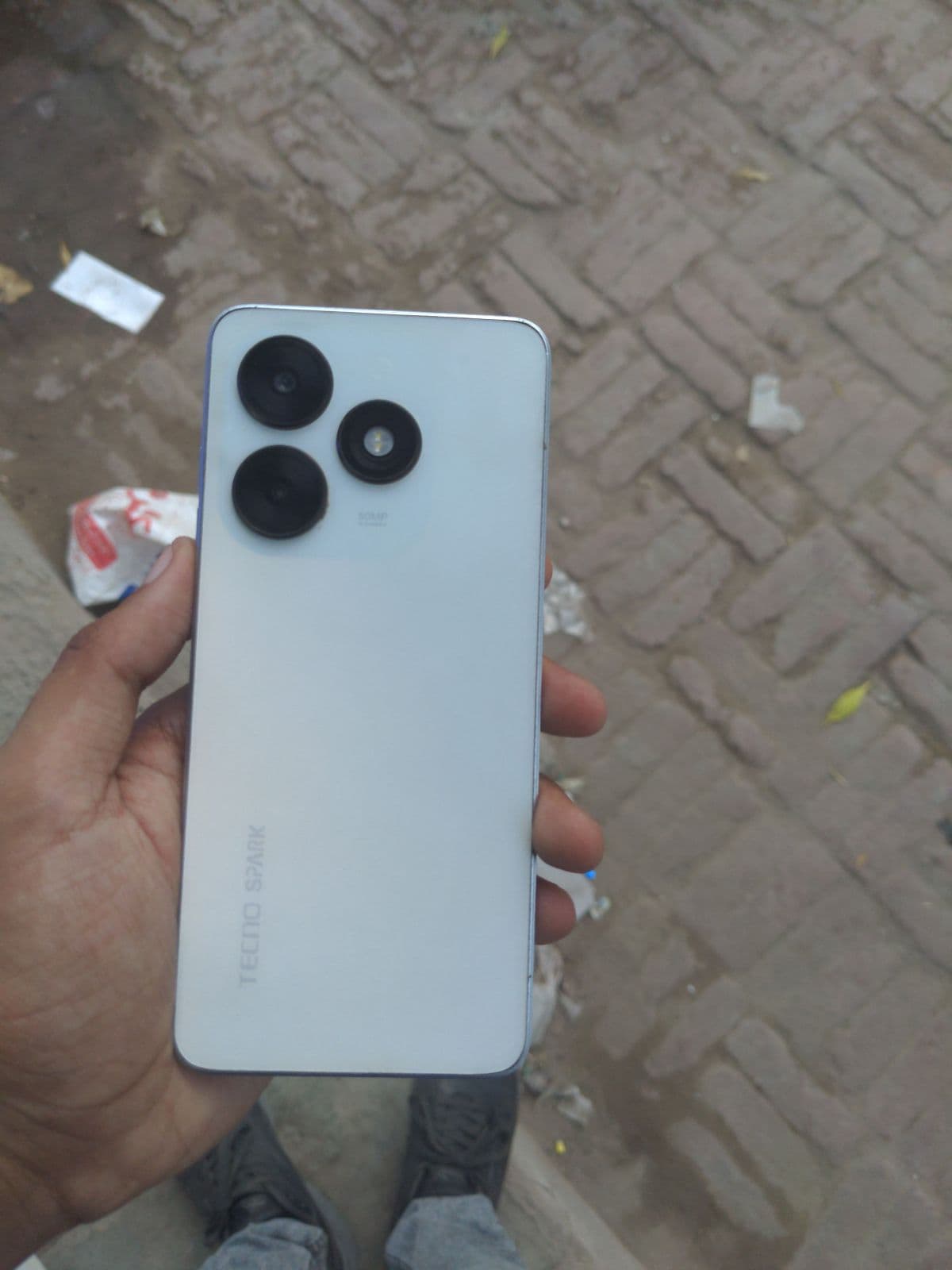 Tecno Spark 20C · 4GB / 128GB